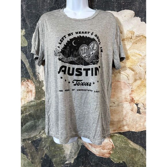 New Understated HEART & SOUL OVERSIZED TEE Size Small - Picture 6 of 9